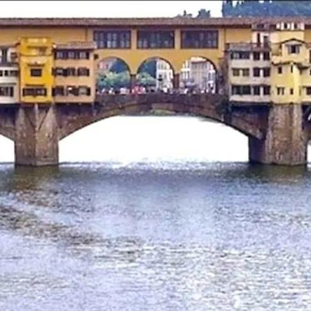 5 Borgo San Jacopo