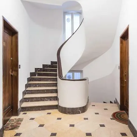 5 Borgo San Jacopo * Florencie